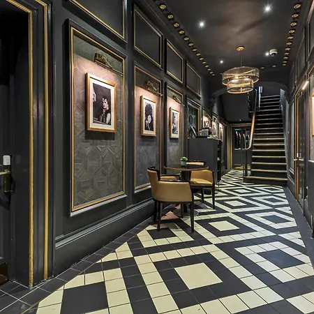 Edgbaston House 4* Birmingam