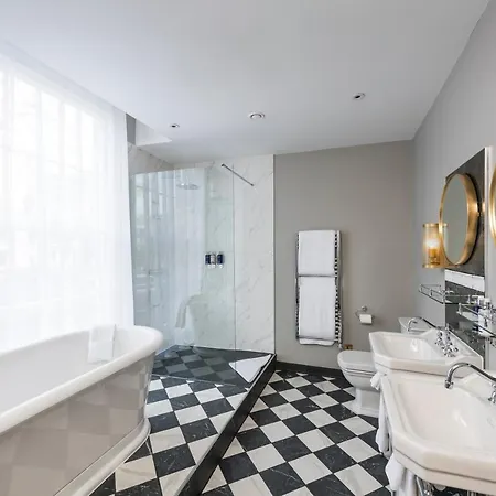 Edgbaston House 4*